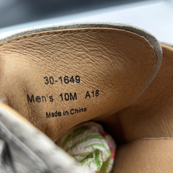 TRASK AARON GRAY PERFORATED LEATHER MENS SNEAKERS - Picture 9 of 9